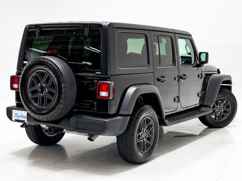 Used 2024 Jeep Wrangler Unlimited Sport AWD/4WD image 28