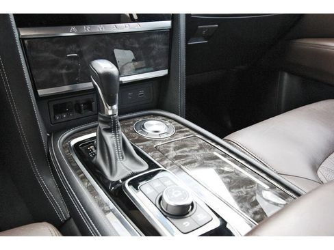 Used 2021 Nissan Armada Platinum w/ Captain's Chairs Package RWD image 31