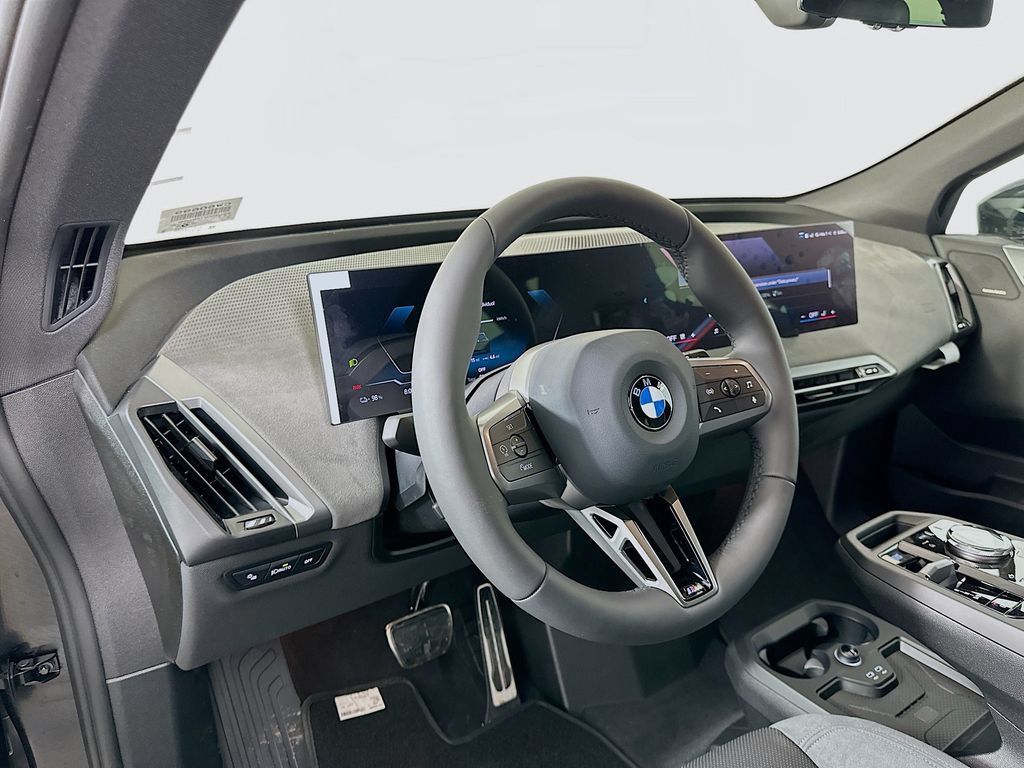 Used 2026 BMW iX xDrive45 w/ M Sport Package AWD/4WD image 9