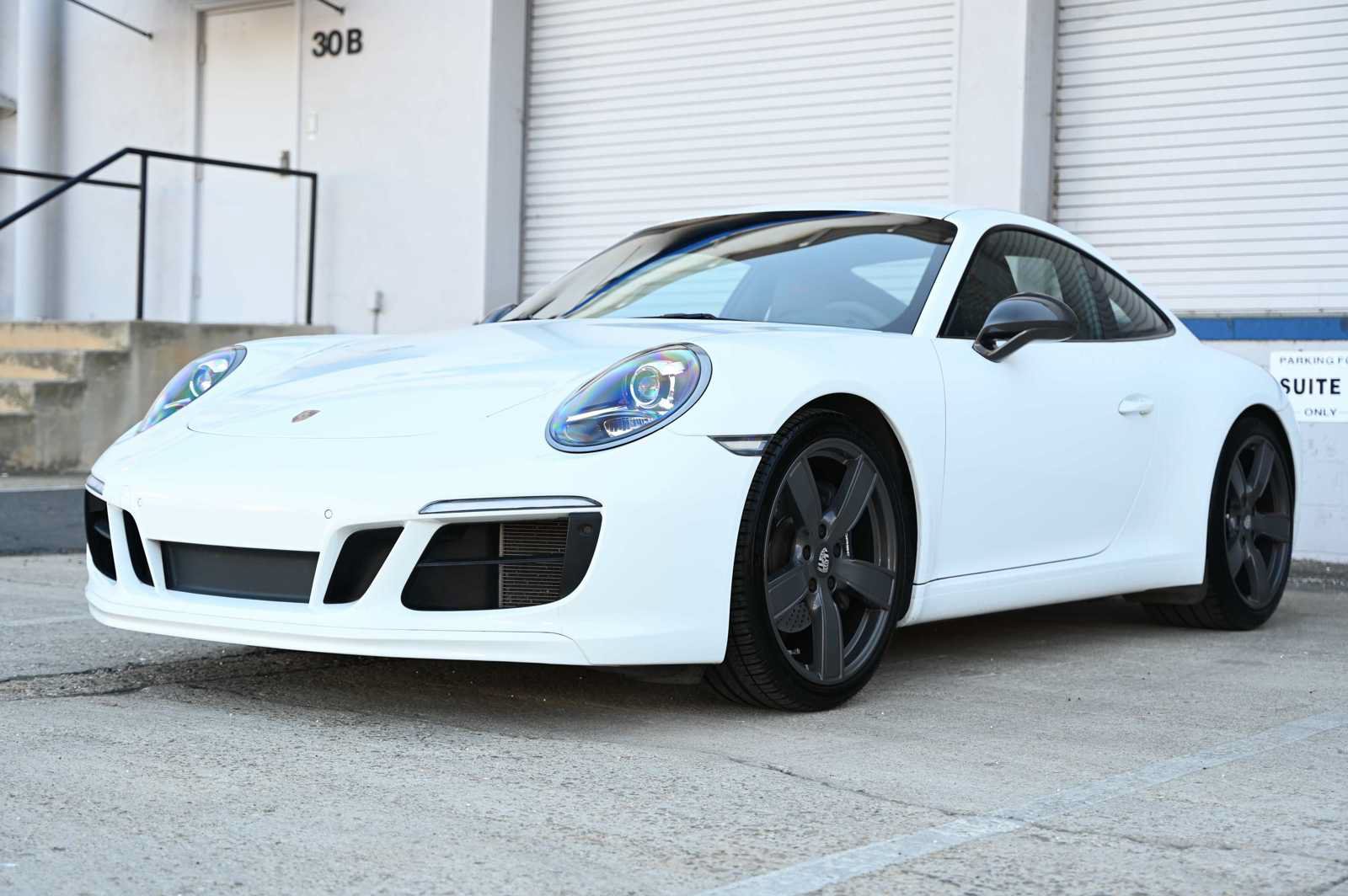 Used 2018 Porsche 911 Carrera T RWD image 1