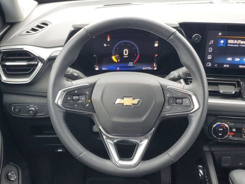 Used 2024 Chevrolet TrailBlazer LT w/ Convenience Package image 25