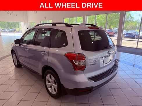 Used 2016 Subaru Forester 2.5i Premium w/ All-Weather Package image 5