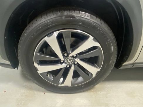 Used 2018 Lexus NX 300 AWD w/ Premium Package image 5