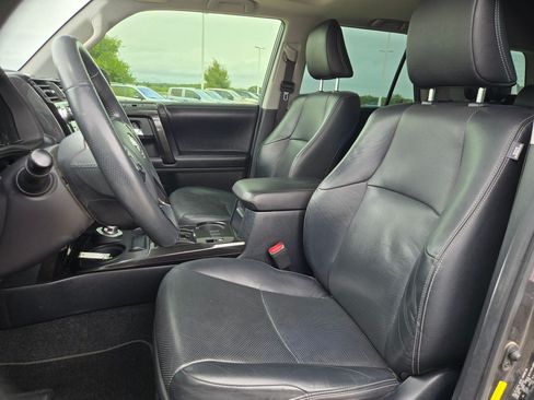 Used 2019 Toyota 4Runner Limited AWD/4WD image 10