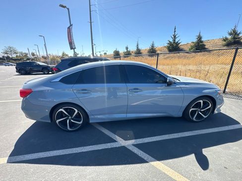 Used 2022 Honda Accord Sport image 8