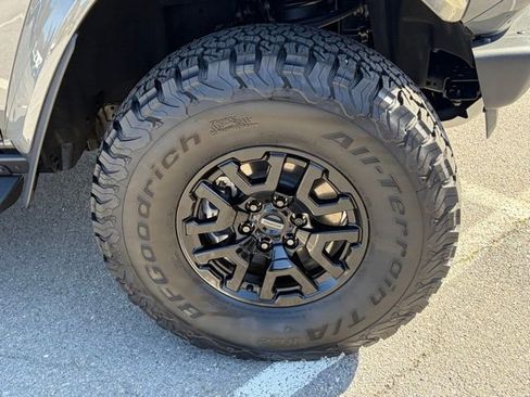 Used 2025 Ford Bronco Raptor AWD/4WD image 11