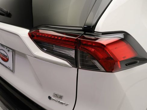 Certified 2025 Toyota RAV4 SE AWD/4WD image 9