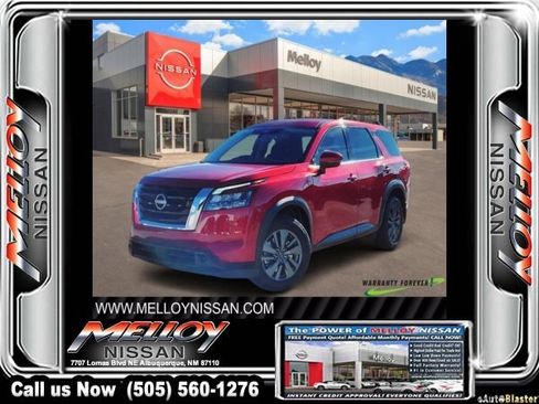 Used 2024 Nissan Pathfinder SV w/ Lighting Package (N92) image 1