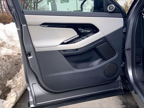 New 2026 Land Rover Range Rover Evoque S image 10