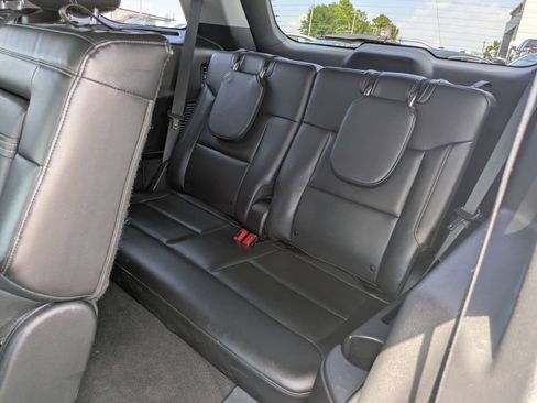 Used 2023 Ford Explorer XLT w/ Equipment Group 202A image 12