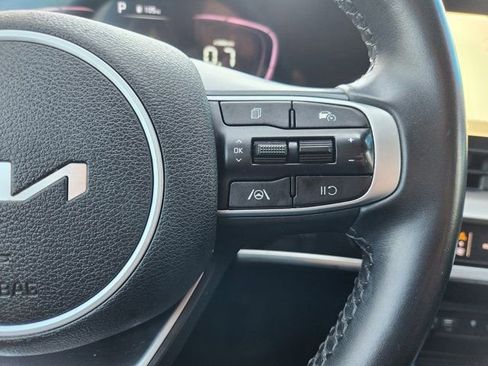 Used 2023 Kia Sportage EX image 29