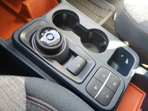 Used 2022 Ford Maverick XLT image 31