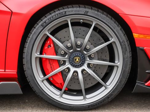 Used 2019 Lamborghini Aventador SVJ AWD/4WD image 86