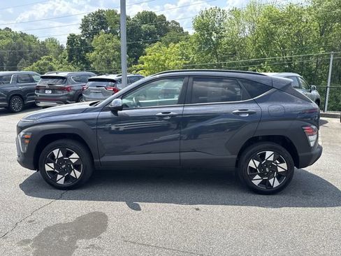 Certified 2025 Hyundai Kona SEL AWD/4WD image 4