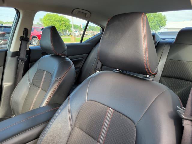 Used 2024 Nissan Altima 2.5 SR FWD image 11