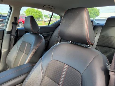Used 2024 Nissan Altima 2.5 SR FWD image 11