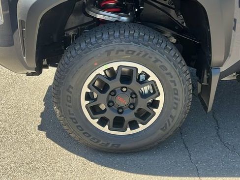 New 2026 Toyota Tacoma TRD Off-Road AWD/4WD image 5