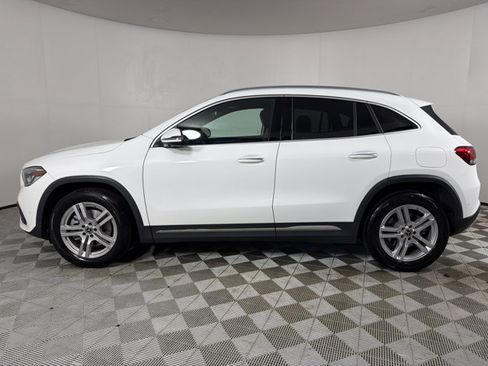 Used 2021 Mercedes-Benz GLA 250 4MATIC image 8