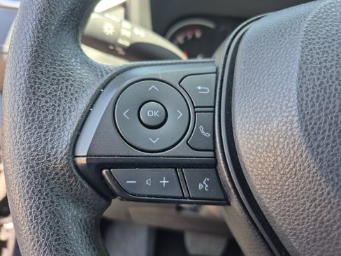 Certified 2025 Toyota RAV4 XLE AWD/4WD image 16