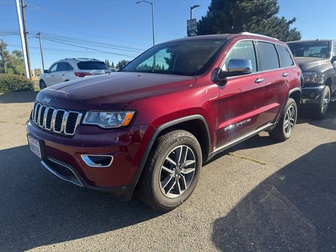 Used 2021 Jeep Grand Cherokee Limited w/ Luxury Group II AWD/4WD image 1