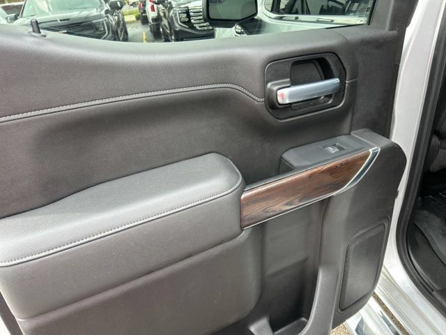 Used 2021 GMC Sierra 1500 SLT AWD/4WD image 22