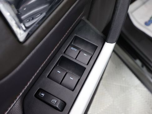 Used 2013 Ford Edge SEL image 31