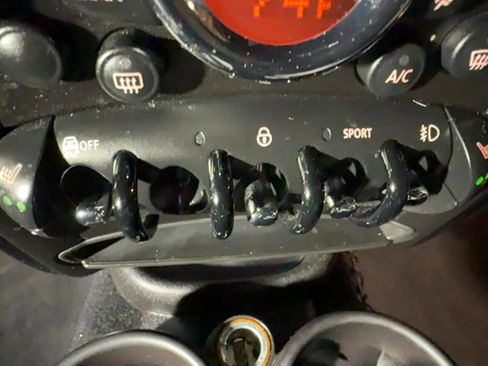 Used 2014 MINI Cooper Countryman S image 33