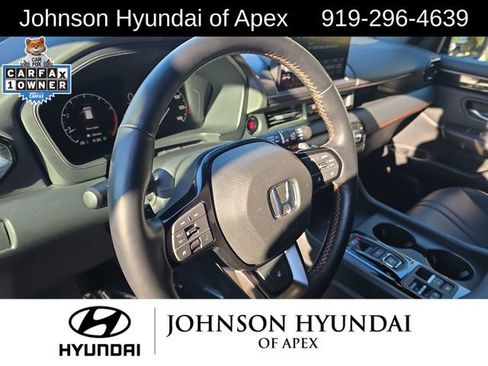 Used 2025 Honda Pilot TrailSport image 29