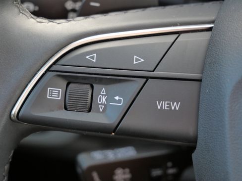 Used 2023 Audi Q5 2.0T Premium Plus w/ Premium Plus Package image 32