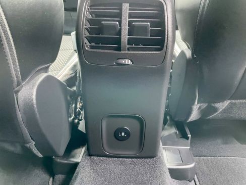 Used 2025 Ford Escape ST-Line image 35