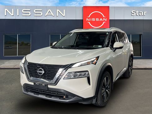Used 2023 Nissan Rogue SL image 3