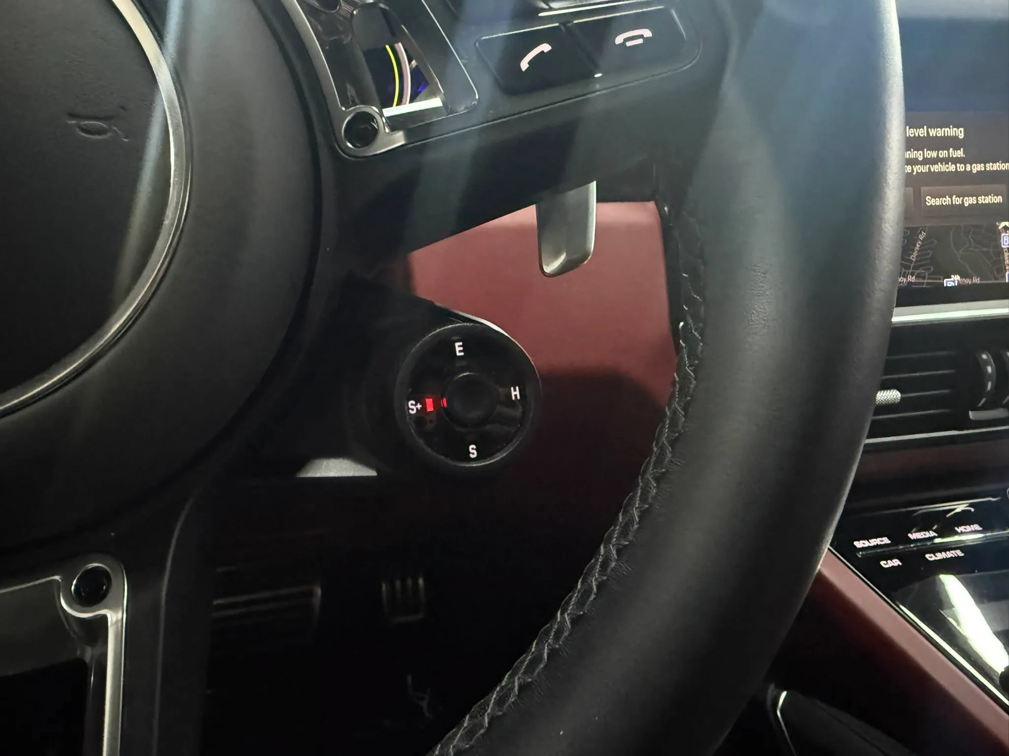 Used 2022 Porsche Cayenne Turbo S w/ Assistance Package AWD/4WD image 31