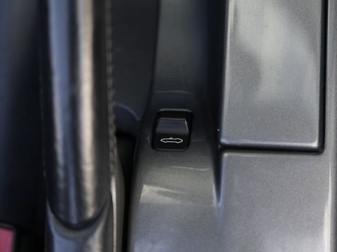 Used 2008 Porsche 911 Carrera S image 40