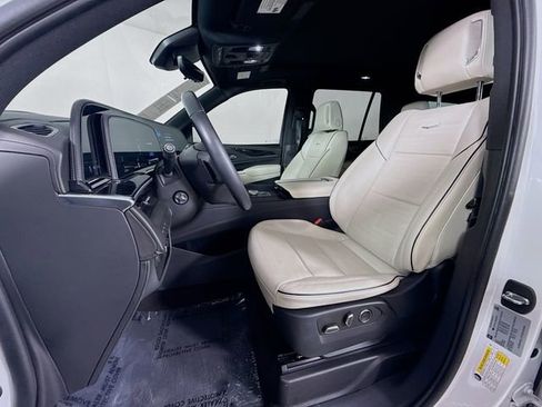 Used 2022 Cadillac Escalade Sport w/ Touring Package RWD image 11