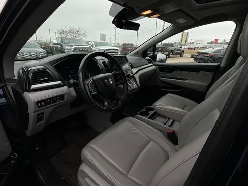 Used 2023 Honda Odyssey Touring image 10