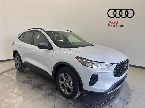 Used 2026 Ford Escape ST-Line AWD/4WD image 1