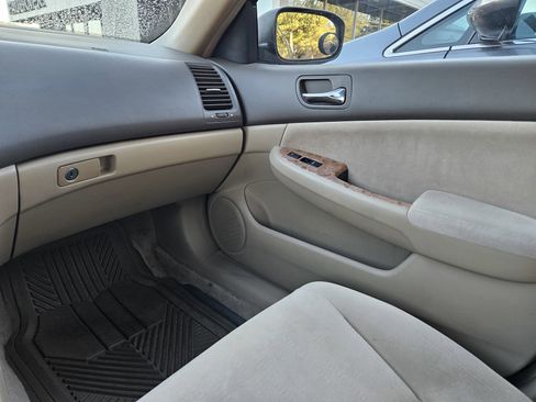 Used 2003 Honda Accord EX image 21