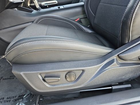 Used 2025 Ford Mustang Coupe image 29