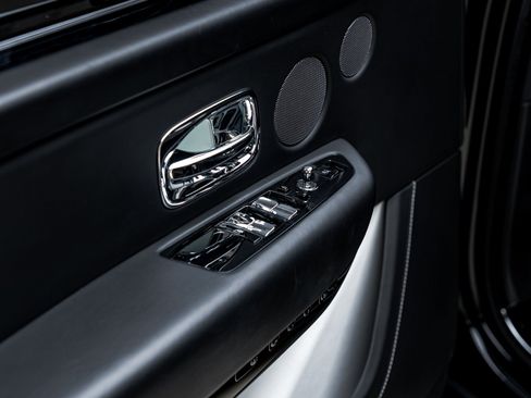 Used 2020 Rolls-Royce Cullinan AWD/4WD image 39