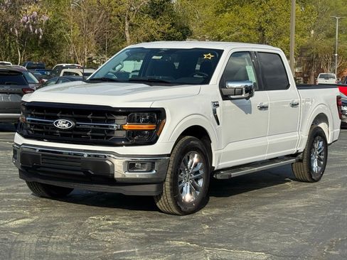 New 2025 Ford F150 XLT w/ Equipment Group 302A MID image 2