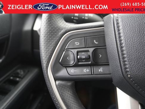 Used 2025 Toyota 4Runner SR5 image 24