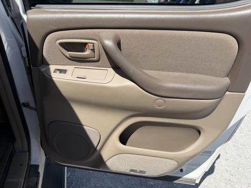 Used 2004 Toyota Tundra SR5 AWD/4WD image 18