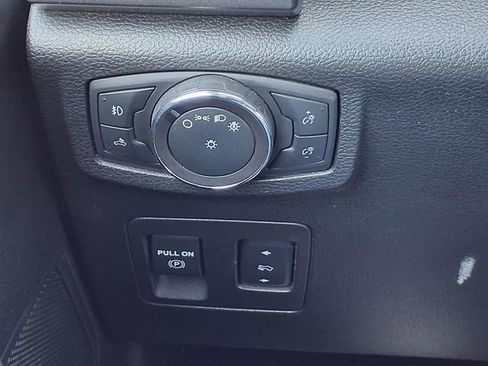 Used 2019 Ford F150 XLT w/ Equipment Group 302A Luxury AWD/4WD image 21
