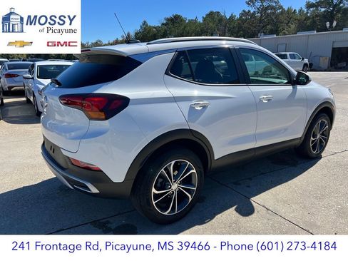 Certified 2023 Buick Encore GX Select w/ Safety Package II image 7