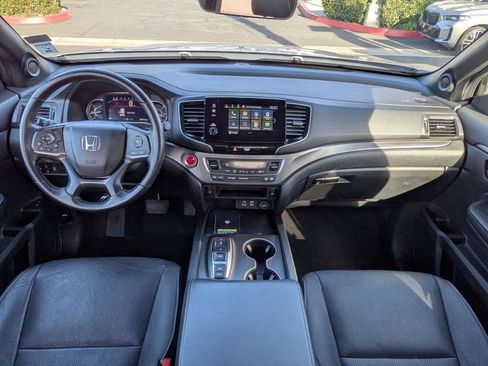 Certified 2024 Honda Passport EX-L image 14