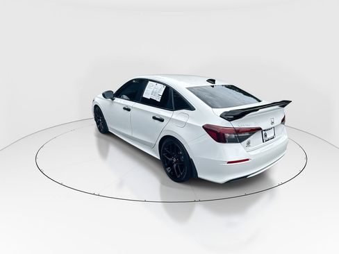 Used 2025 Honda Civic Sport image 6