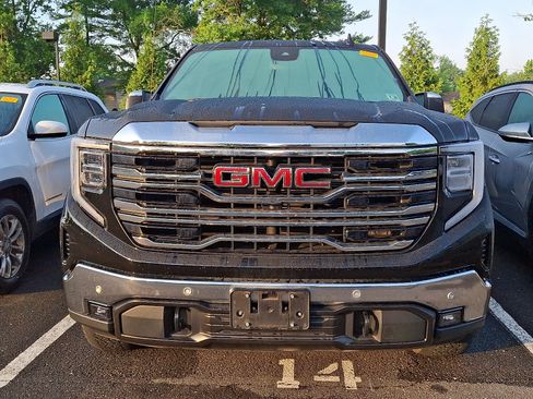 Certified 2023 GMC Sierra 1500 SLT w/ SLT Premium Plus Package AWD/4WD image 3