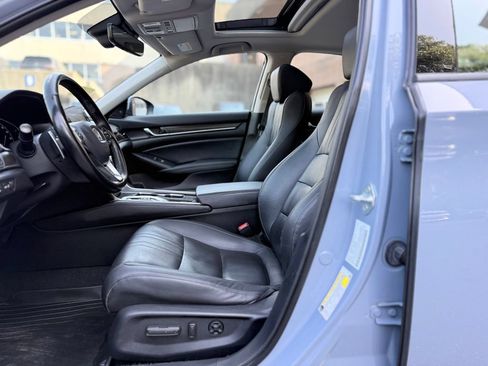 Used 2022 Honda Accord Touring image 15
