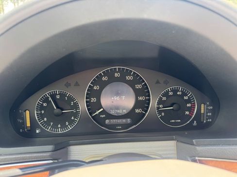Used 2003 Mercedes-Benz E 320 Sedan image 9