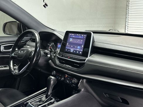 Used 2022 Jeep Compass Latitude w/ Convenience Group FWD image 8